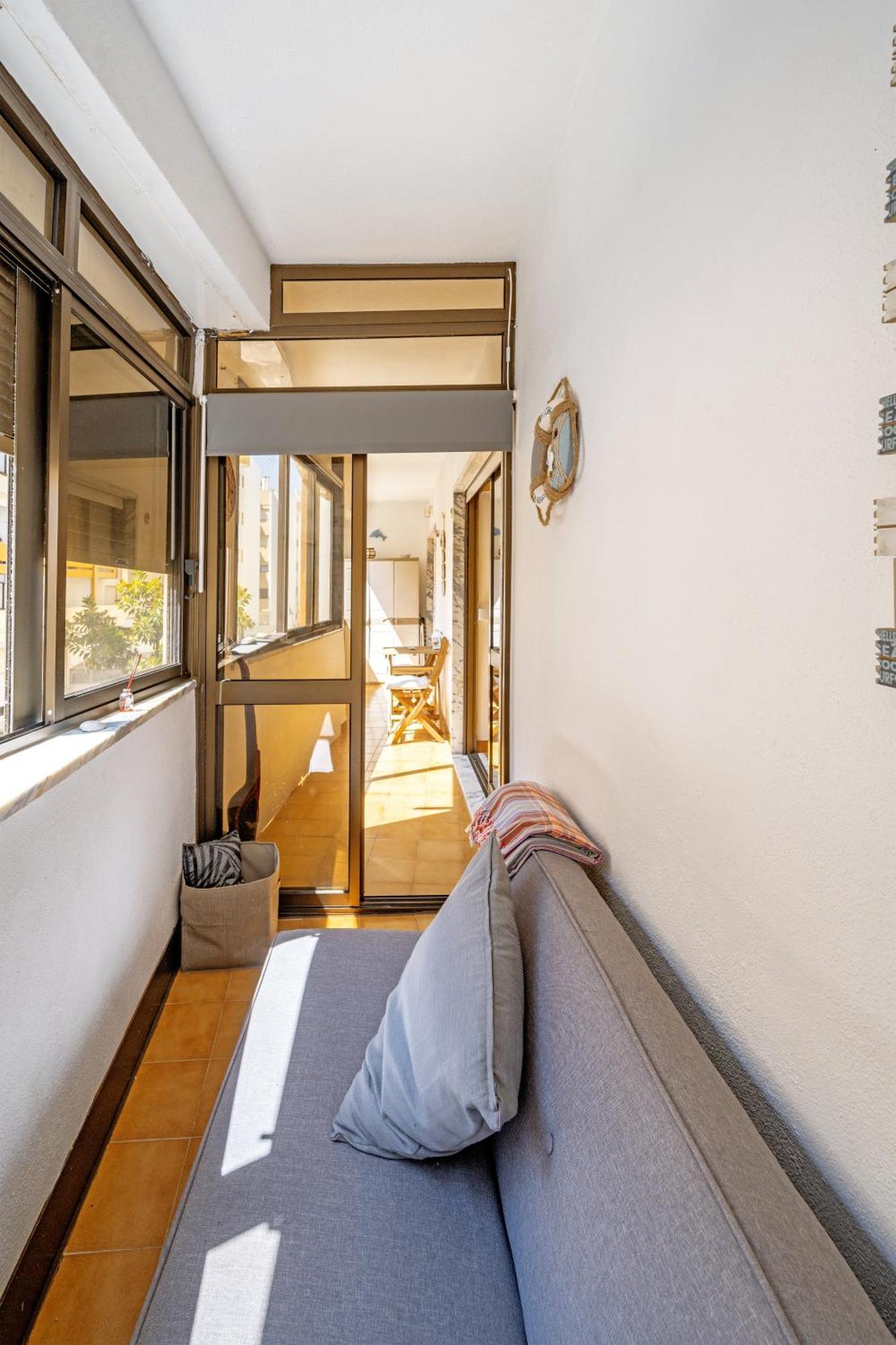 Cozy Apartment Near The Beach In Costa De Caparica Екстер'єр фото