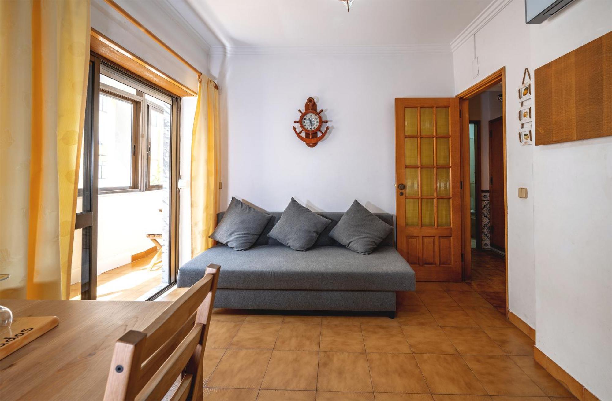 Cozy Apartment Near The Beach In Costa De Caparica Екстер'єр фото